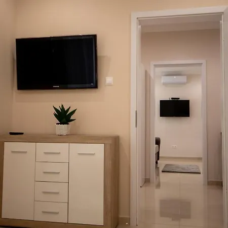 Apartment Edit *